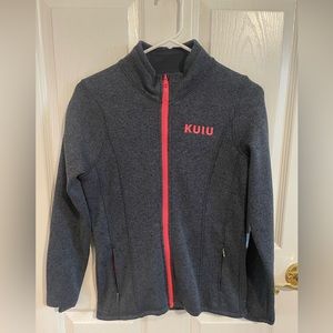 KUIU Women’s Base Camp Fleece Sweater, Size Small.
Dark gray with pink detailing